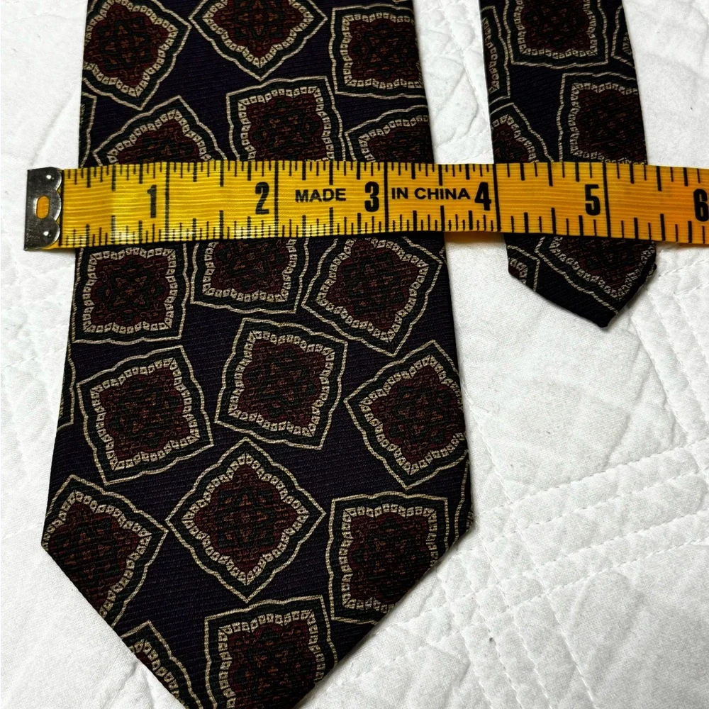 Jos. A. Bank Silk Tie - Brown and Gold Pattern